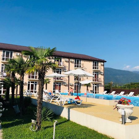 Hotel Askar Alakhadze Bagian luar foto