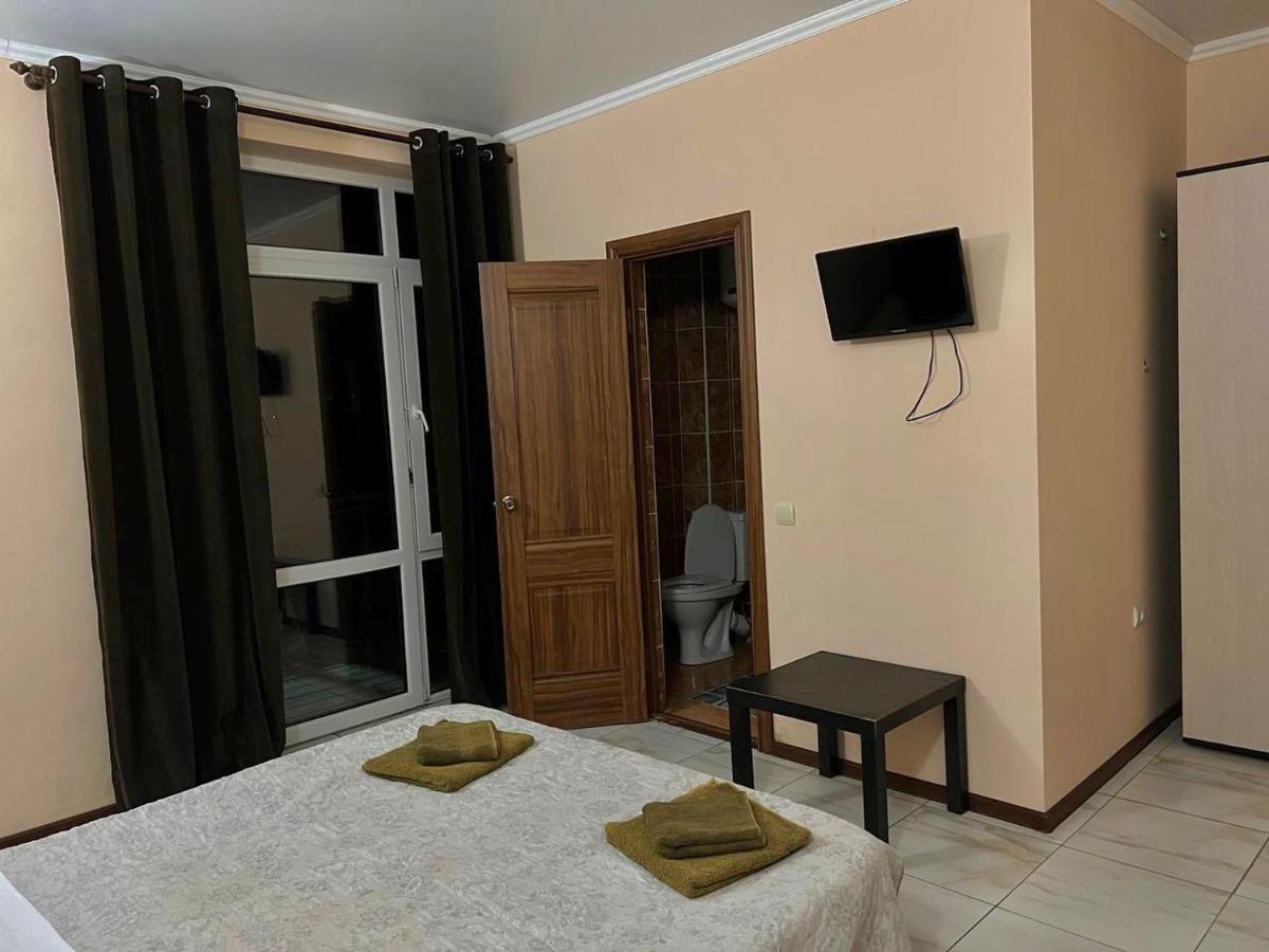 Hotel Askar Alakhadze Bagian luar foto