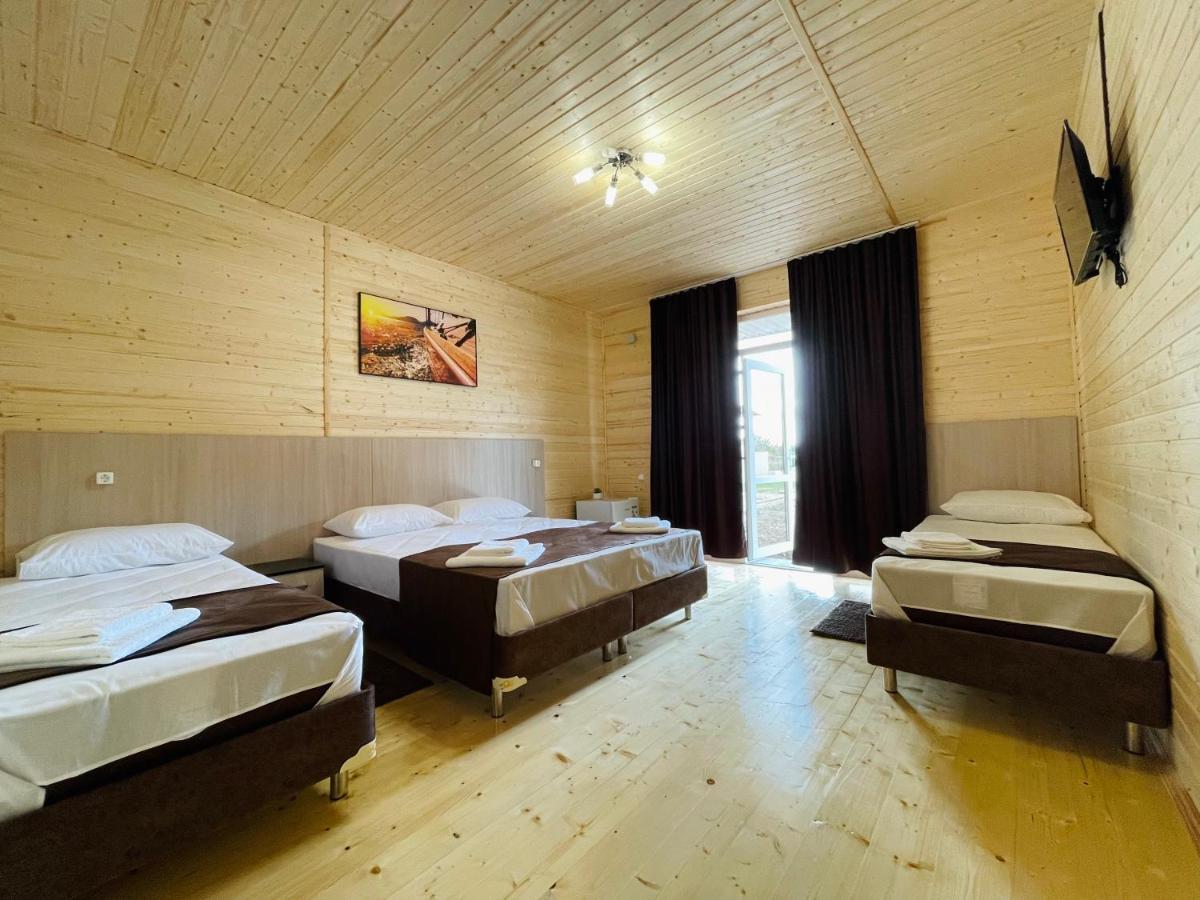 Hotel Askar Alakhadze Bagian luar foto