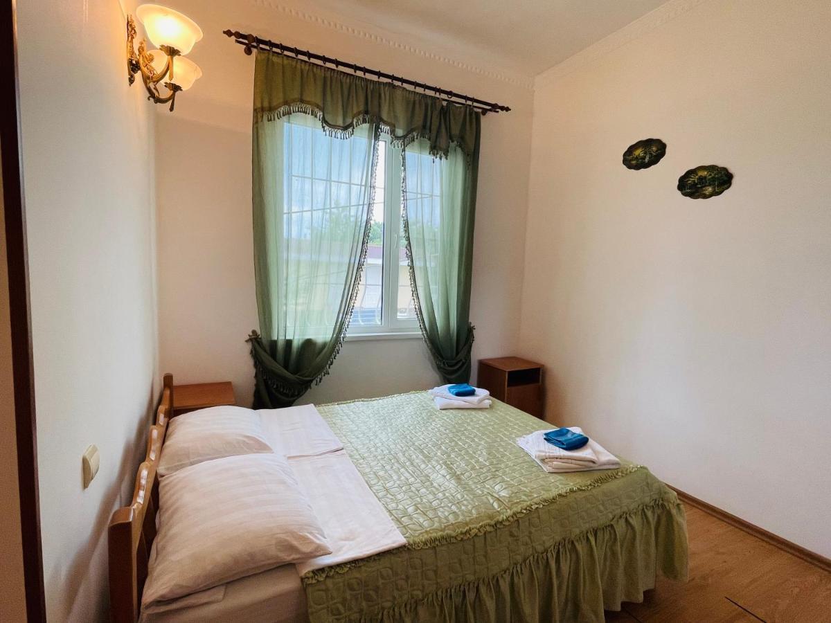 Hotel Askar Alakhadze Bagian luar foto