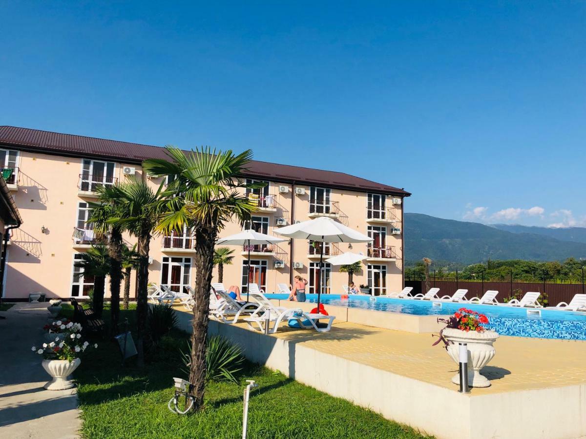 Hotel Askar Alakhadze Bagian luar foto